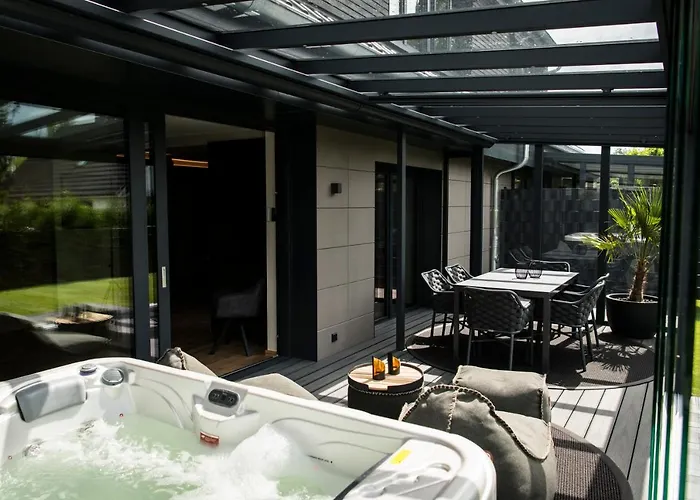 Wellness House Energy Mit Whirlpool